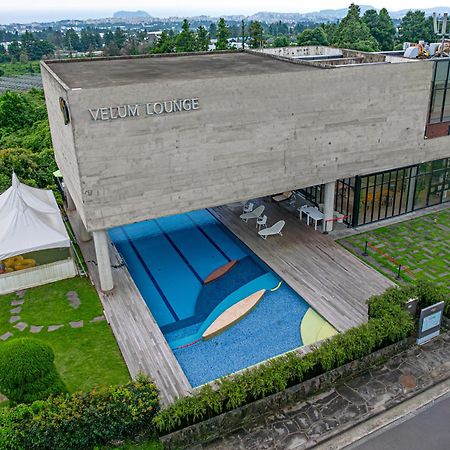 Velum Resort Сеогвипо Екстериор снимка
