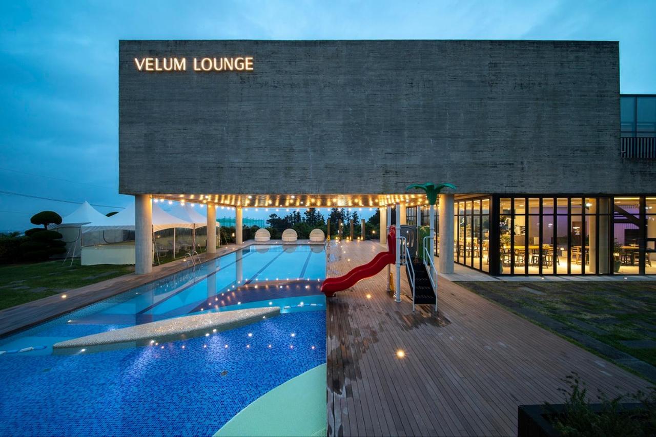 Velum Resort Сеогвипо Екстериор снимка